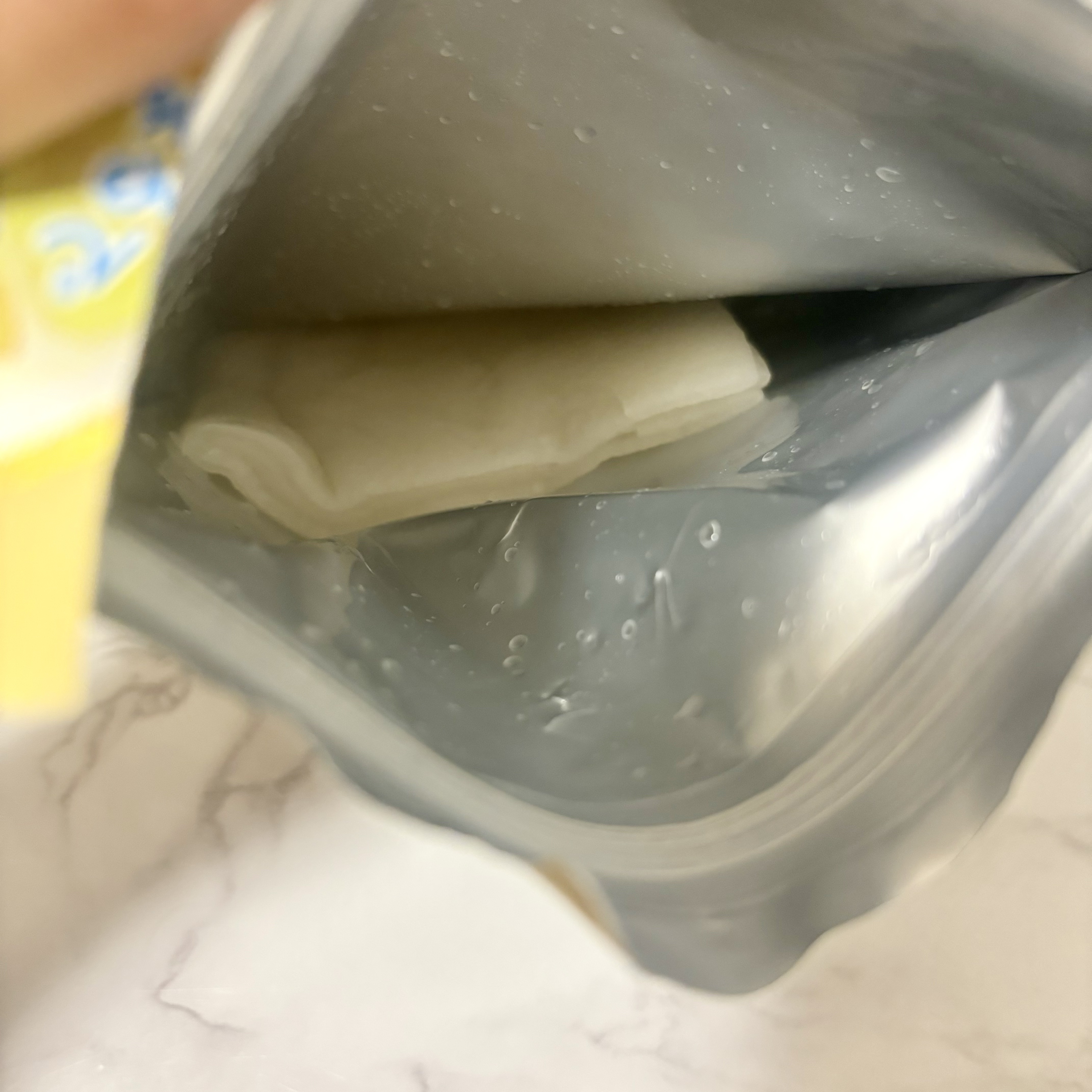 ビタミンＢＯＭＢマスク/クリアターン/シートマスク・パックを使ったクチコミ（3枚目）