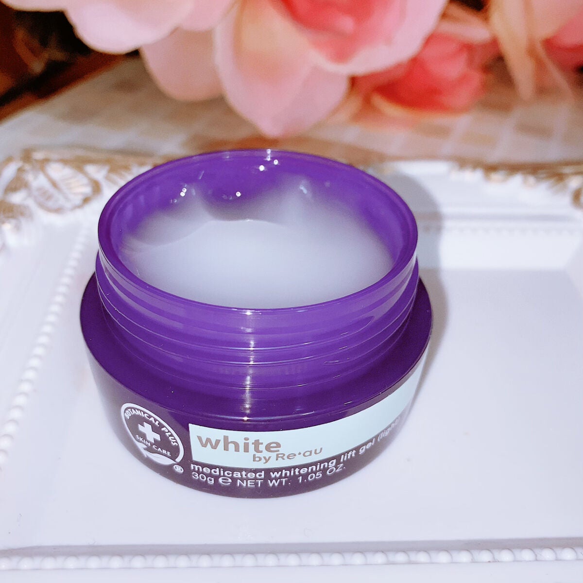 white by Re'au 薬用ホワイトニング リフトジェル(さっぱり)/botanical plus /フェイスクリームを使ったクチコミ(2枚目)