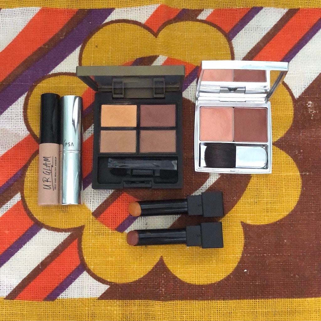 ヴォランタリーベイシス アイパレット/Celvoke/アイシャドウパレットを使ったクチコミ(2枚目)