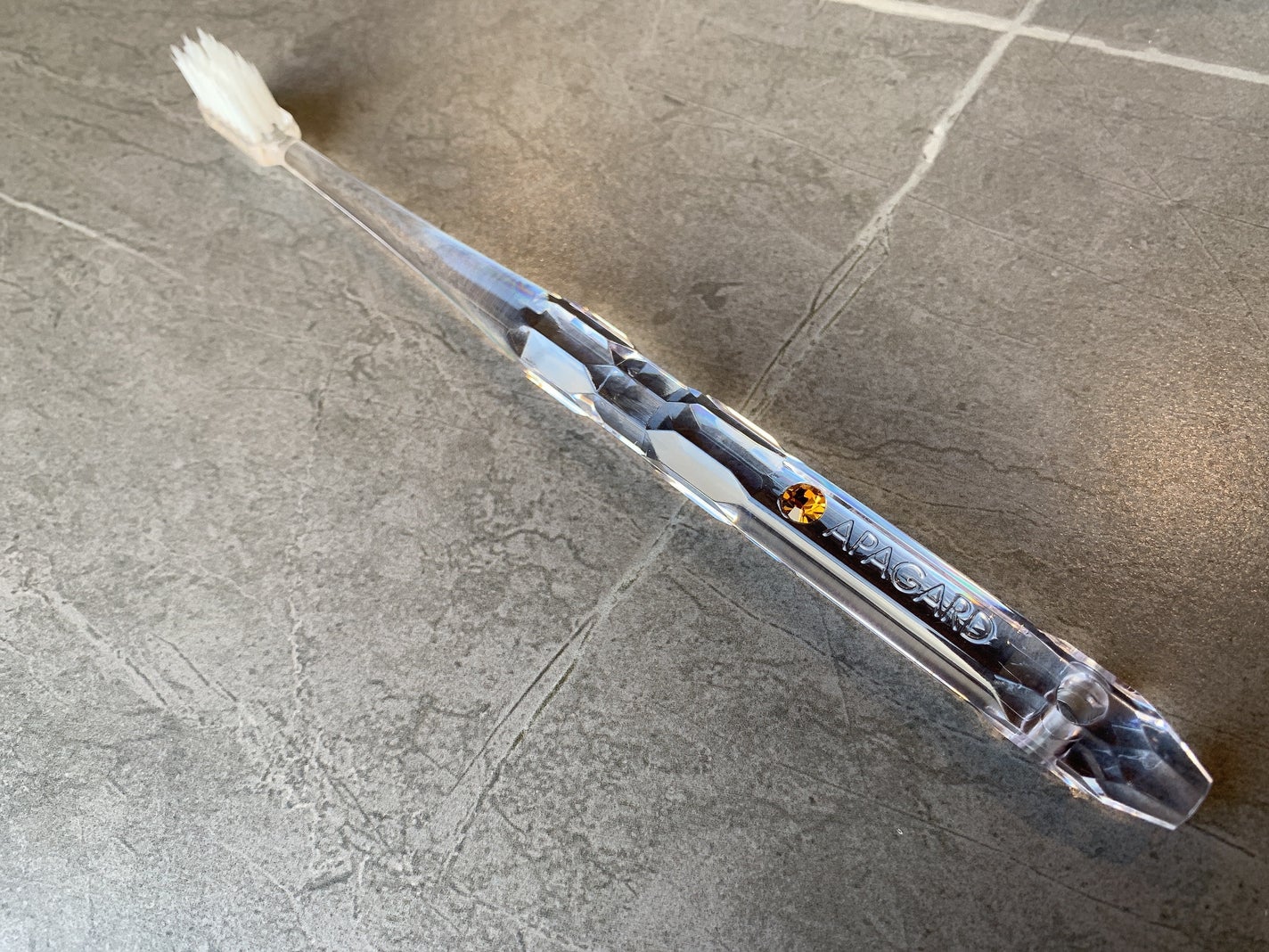 アパガードクリスタル歯ブラシ/アパガード/歯ブラシを使ったクチコミ(3枚目)