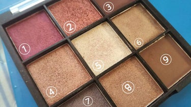 UR GLAM　BLOOMING EYE COLOR PALETTE/U R GLAM/パウダーアイシャドウを使ったクチコミ（2枚目）