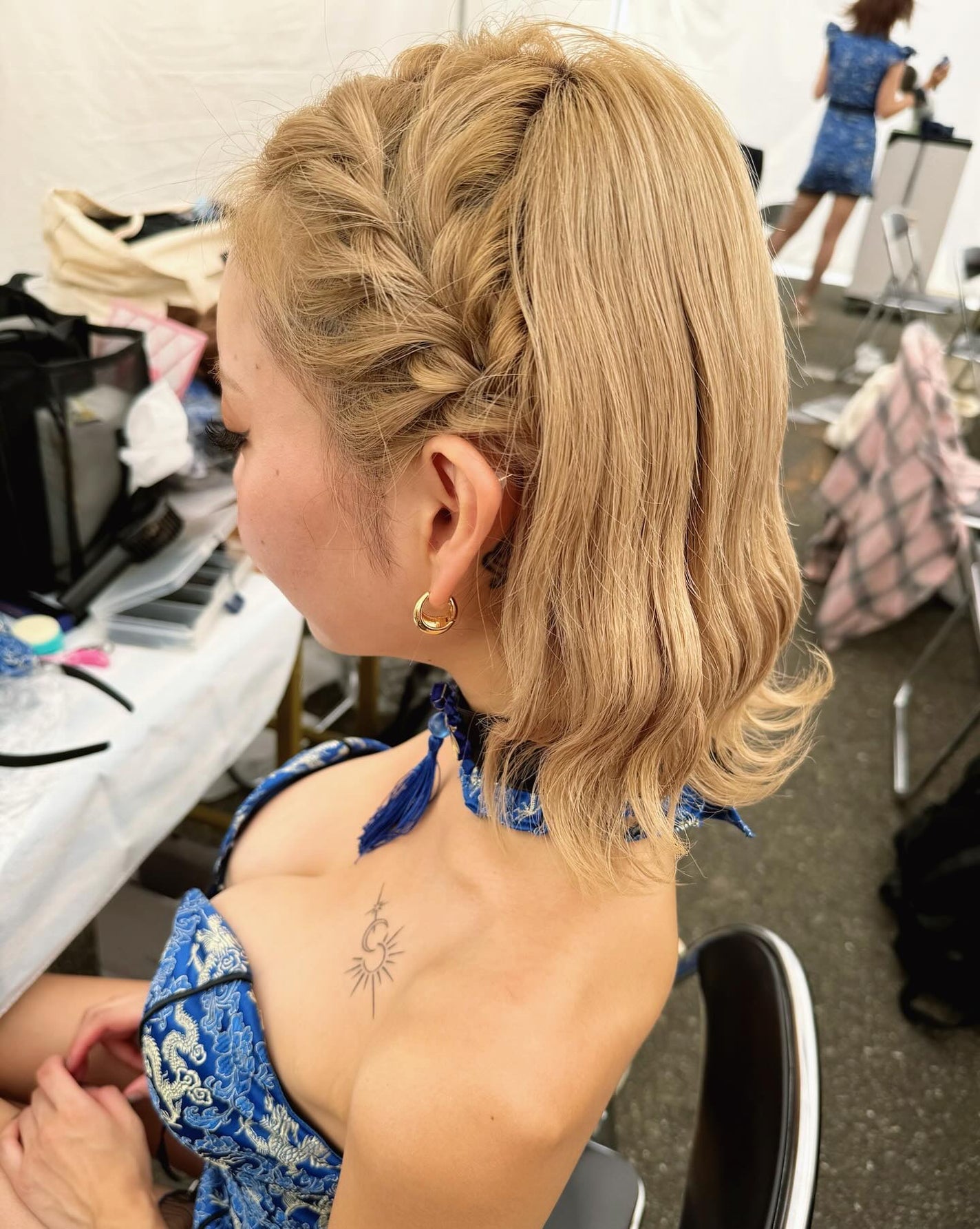 ヘアメイクみどり【YouTube】 on LIPS 「XDWorldMusicFestivalpresentedby..」(8枚目)