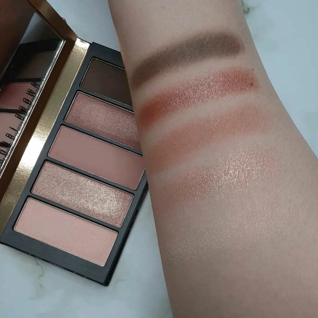 ペタル ウォッシュ アイシャドウ パレット /BOBBI BROWN/アイシャドウパレットを使ったクチコミ(4枚目)