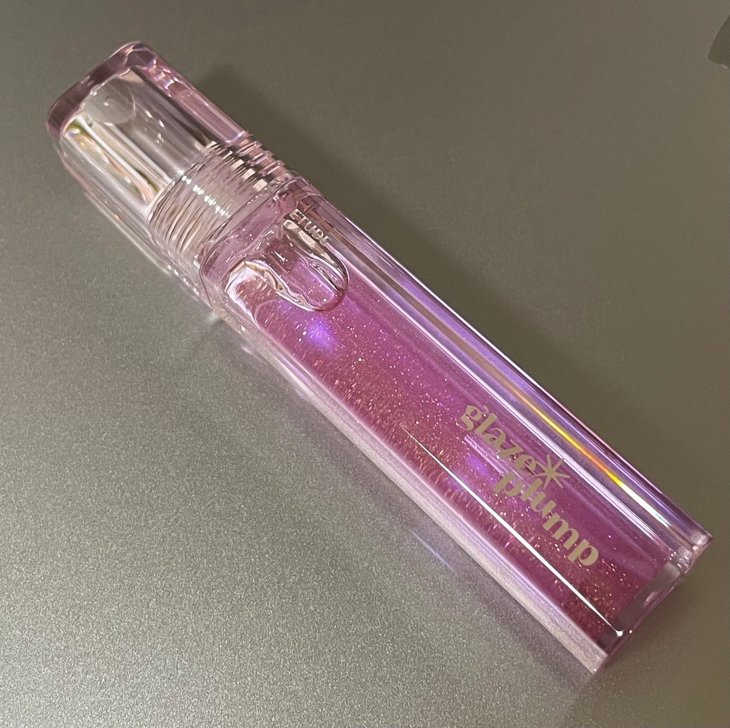 ごあ on LIPS 「最近のお気に入り!リップグロスのご紹介!✼••┈┈••✼••┈..」(1枚目)