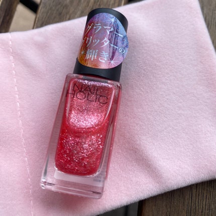 ネイルホリック Glamour Glitter/ネイルホリック/マニキュアを使ったクチコミ(1枚目)
