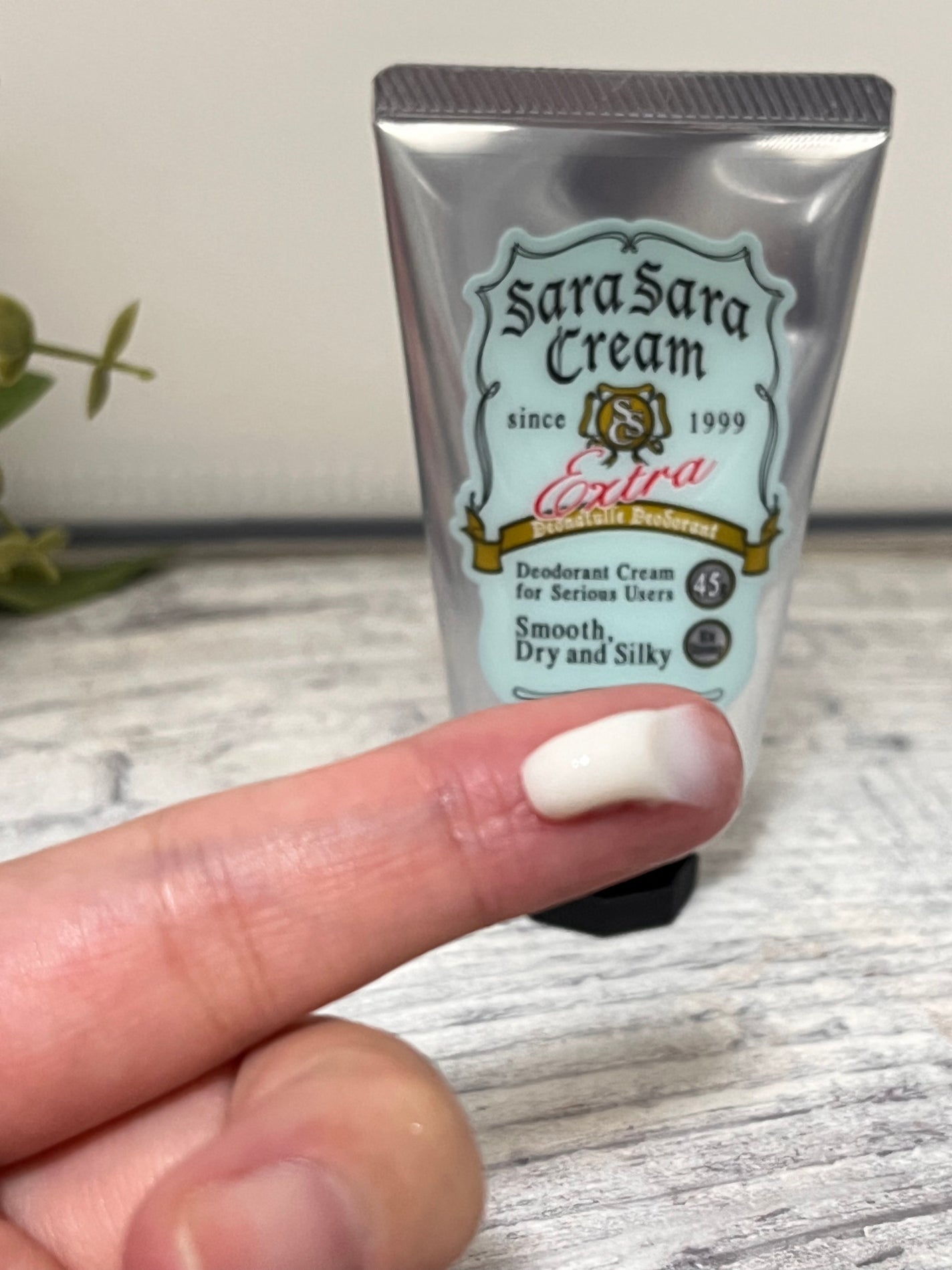 薬用さらさらデオドラントパウダー/デオナチュレ/デオドラント・制汗剤を使ったクチコミ(5枚目)