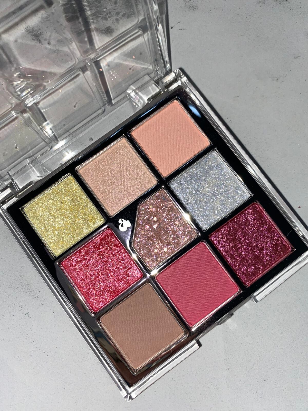 グリッターペディアアイパレット/unleashia/アイシャドウパレットを使ったクチコミ(1枚目)