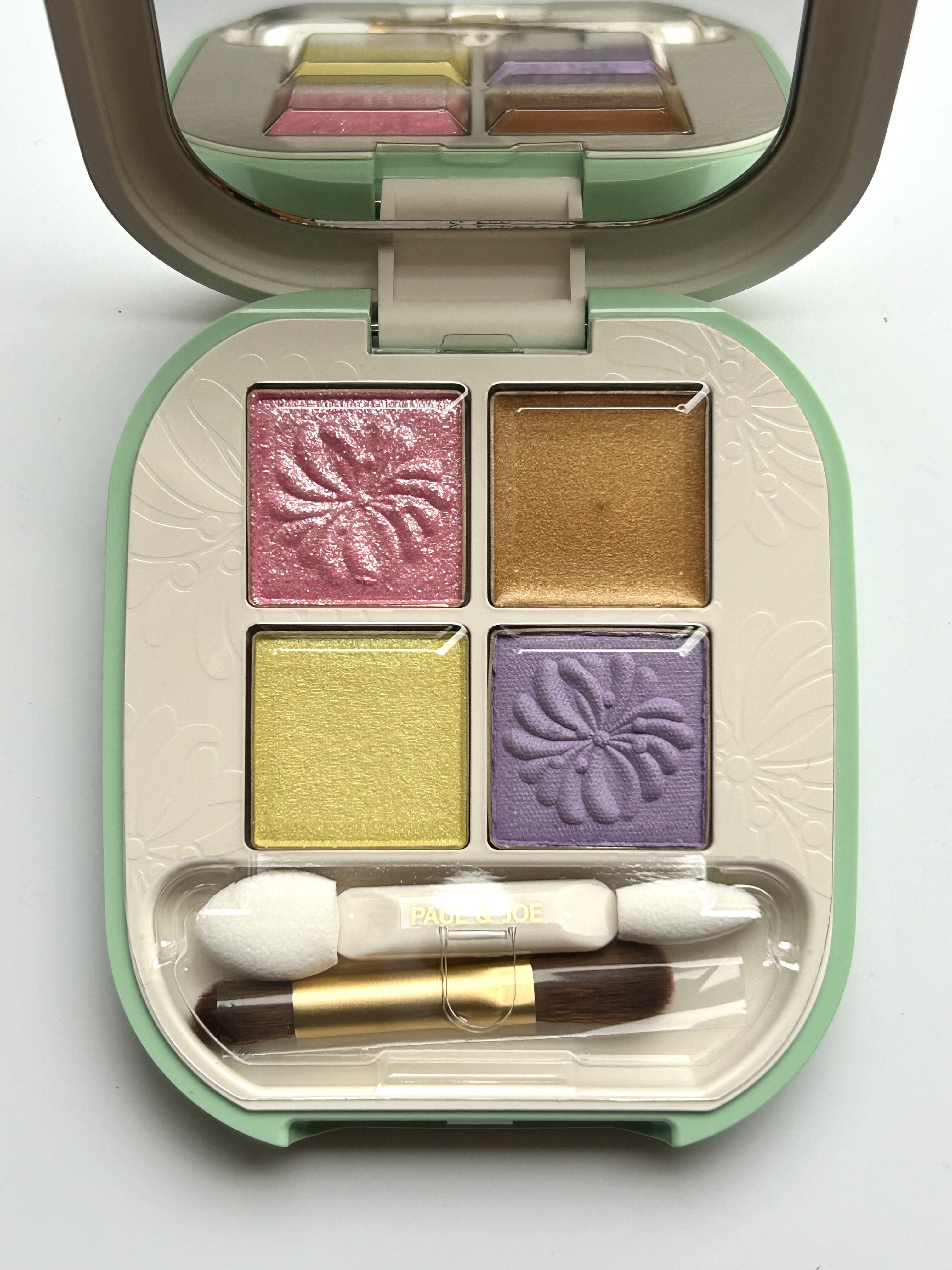 フォレスト フィール パウダー アイズ/AINOKI mebuki/アイシャドウパレットを使ったクチコミ（2枚目）