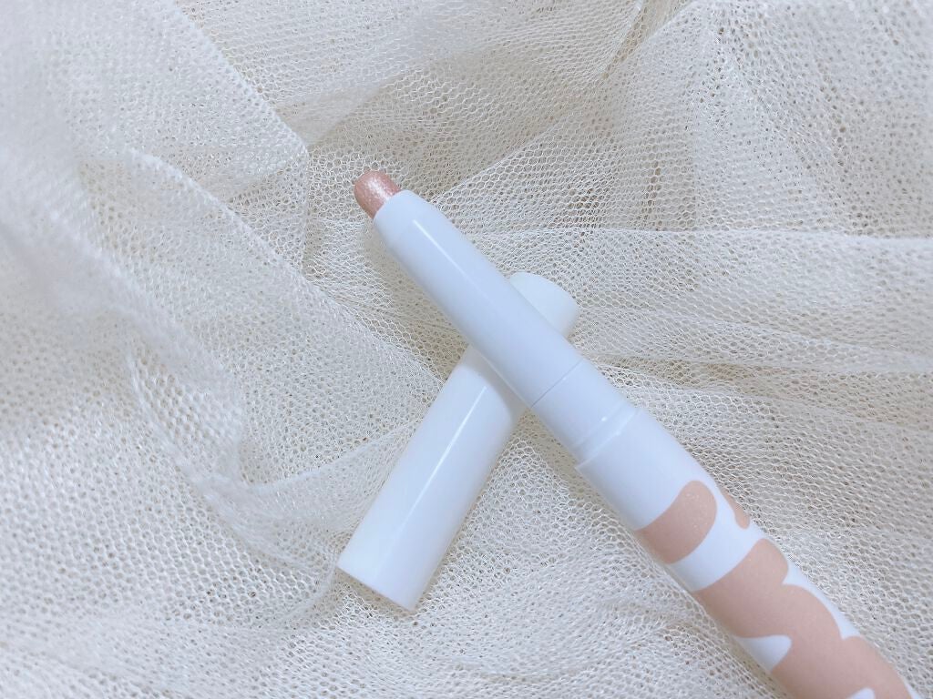 アイムスティックシャドウシマー/i’m meme/スティックアイシャドウを使ったクチコミ(3枚目)