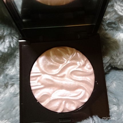 フェイスイルミネーター/ローラ メルシエ/パウダーハイライトを使ったクチコミ(2枚目)