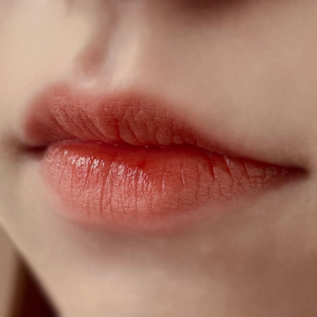 グラスティングウォーターティント 韓服エディション/rom&nd/リップティントを使ったクチコミ(4枚目)