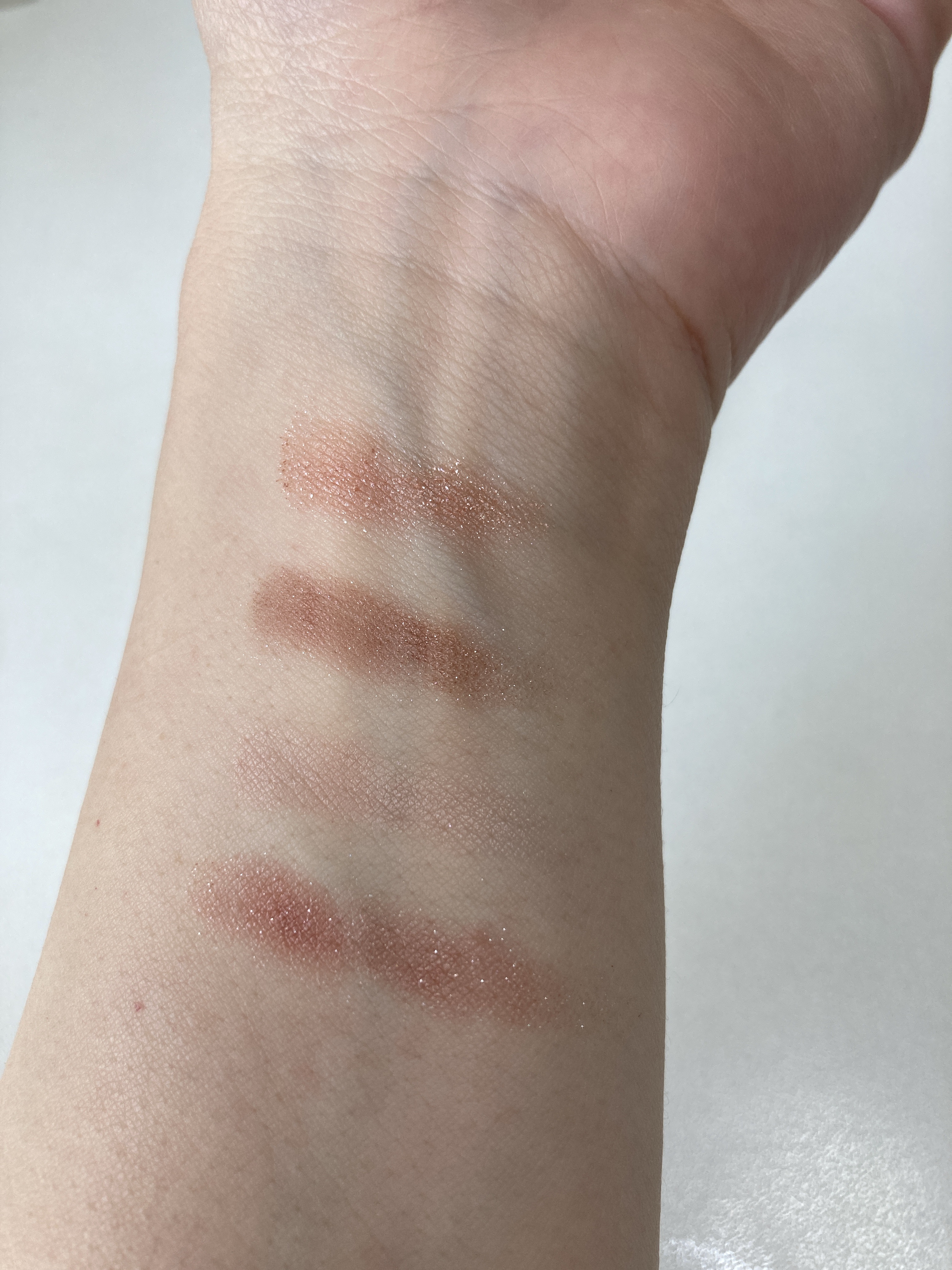 ミネラルクラッシィシャドー/エトヴォス/アイシャドウパレットを使ったクチコミ（2枚目）