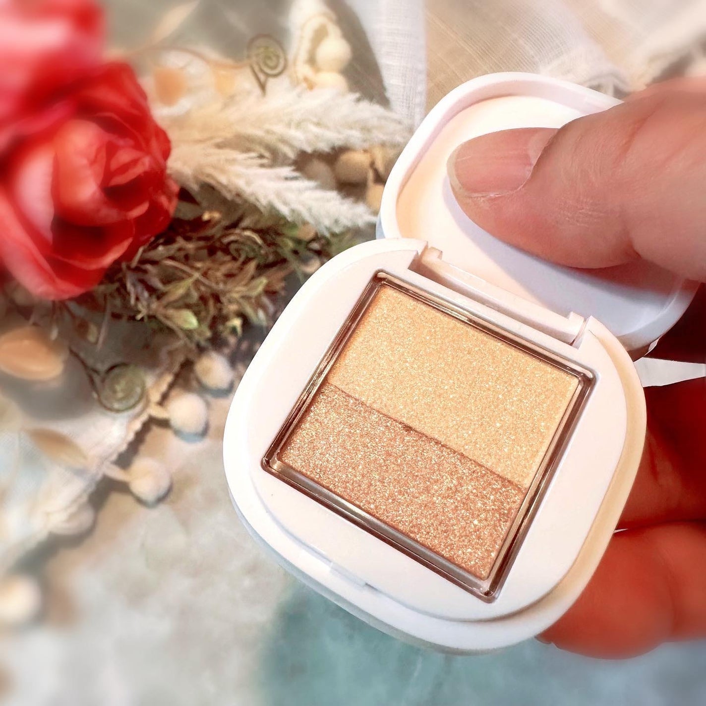 アイカラー/media luxe/アイシャドウパレットを使ったクチコミ(2枚目)