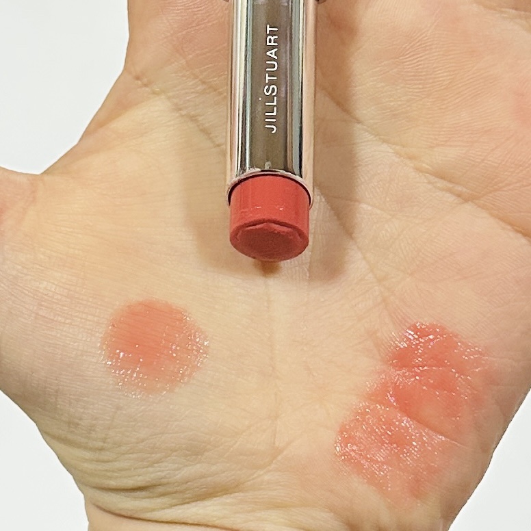 ジルスチュアート リップブロッサム バーム/JILL STUART/口紅を使ったクチコミ（2枚目）