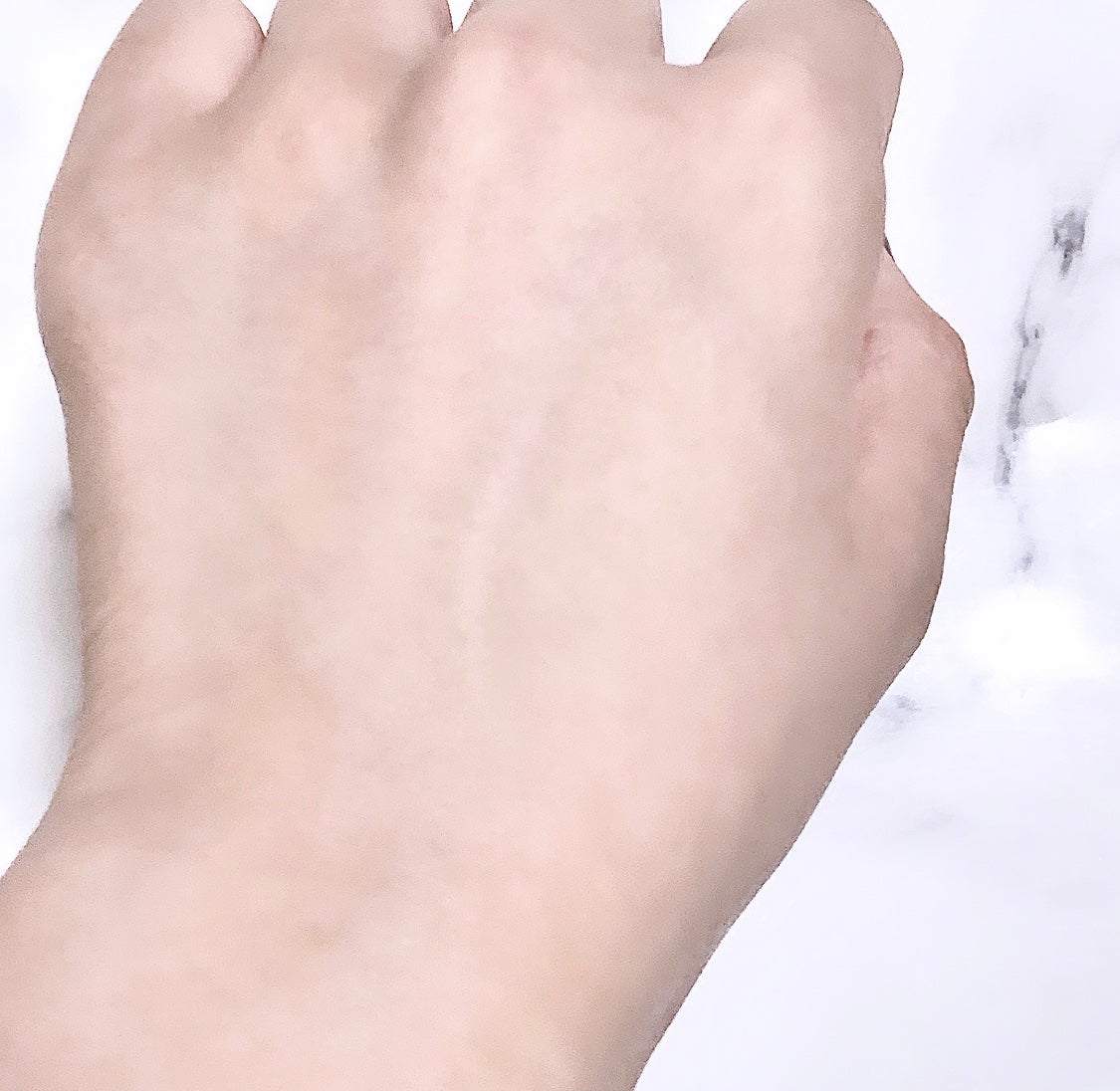 なぁちゃん🐶 on LIPS 「TFITさまよりデリケートシルクヴェールアートプライマーをいた..」(4枚目)