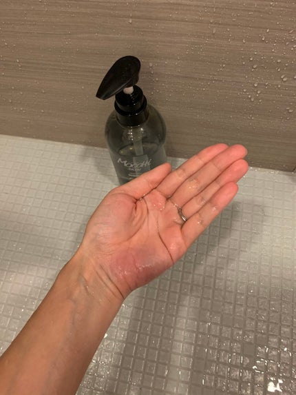 吸着シャンプーM(モイスト) & 吸着トリートメントM(モイスト)/MoccHi SKIN/市販シャンプーを使ったクチコミ(2枚目)