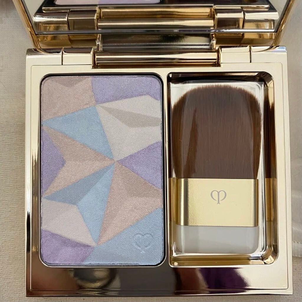 クレ・ド・ポー ボーテ レオスールデクラ/クレ・ド・ポー ボーテ/パウダーハイライトを使ったクチコミ(1枚目)