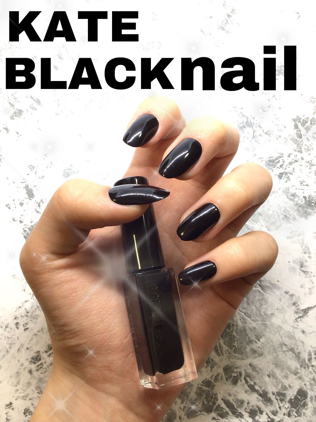 #黒ネイルのネイルデザイン