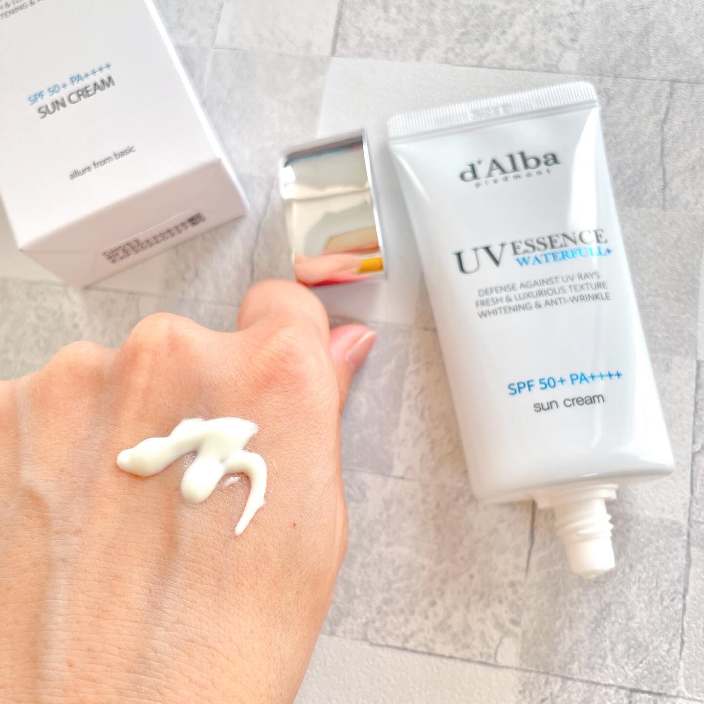 ダルバ ウォータフル エッセンス サンクリーム/ダルバ/日焼け止めクリームを使ったクチコミ（2枚目）