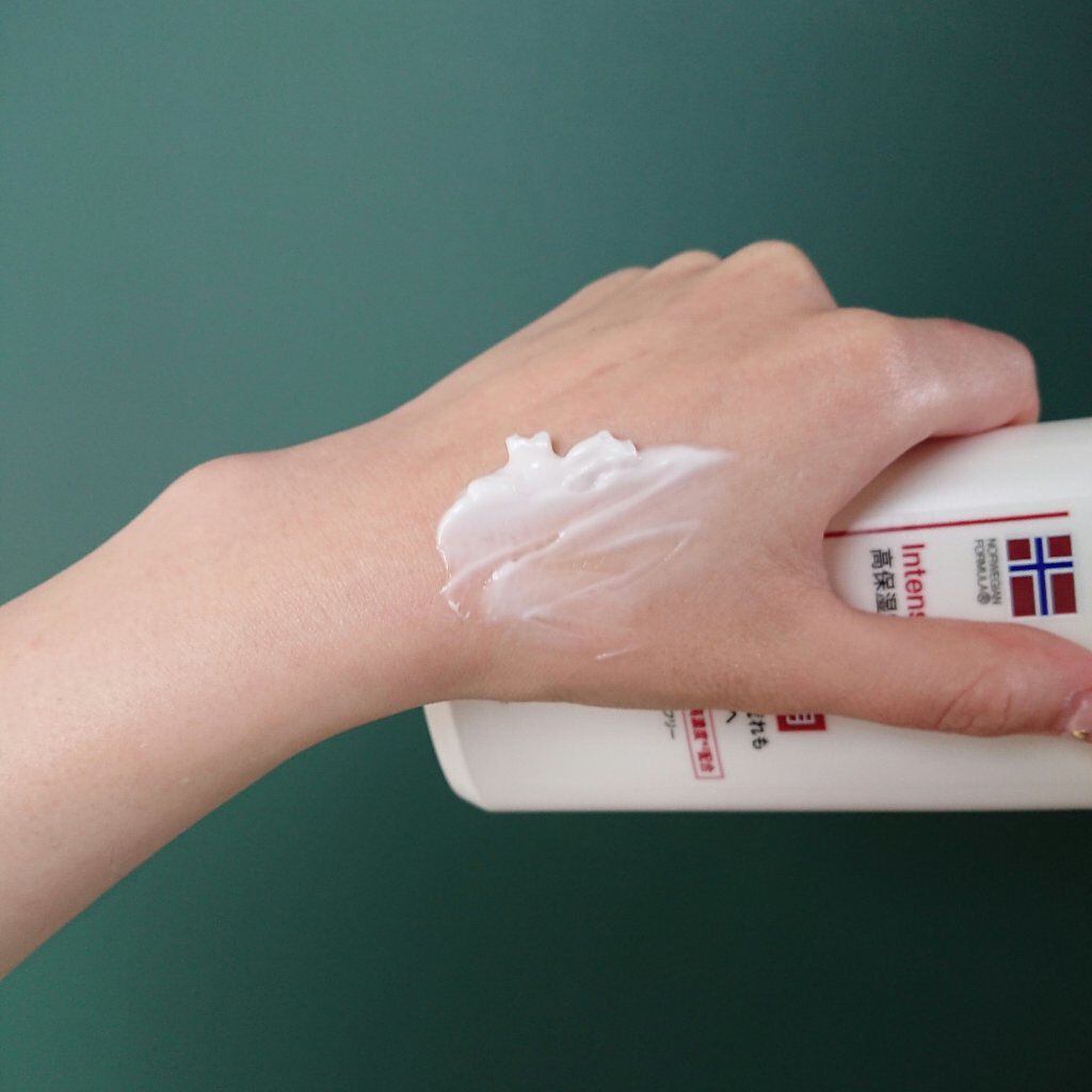 ノルウェー フォーミュラ インテンスリペア ボディ エマルジョン/Neutrogena/ボディローションを使ったクチコミ(4枚目)