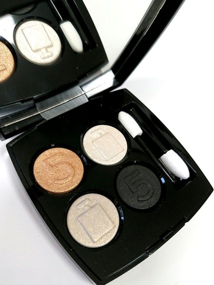 レ キャトル オンブル/CHANEL/アイシャドウパレットを使ったクチコミ(2枚目)