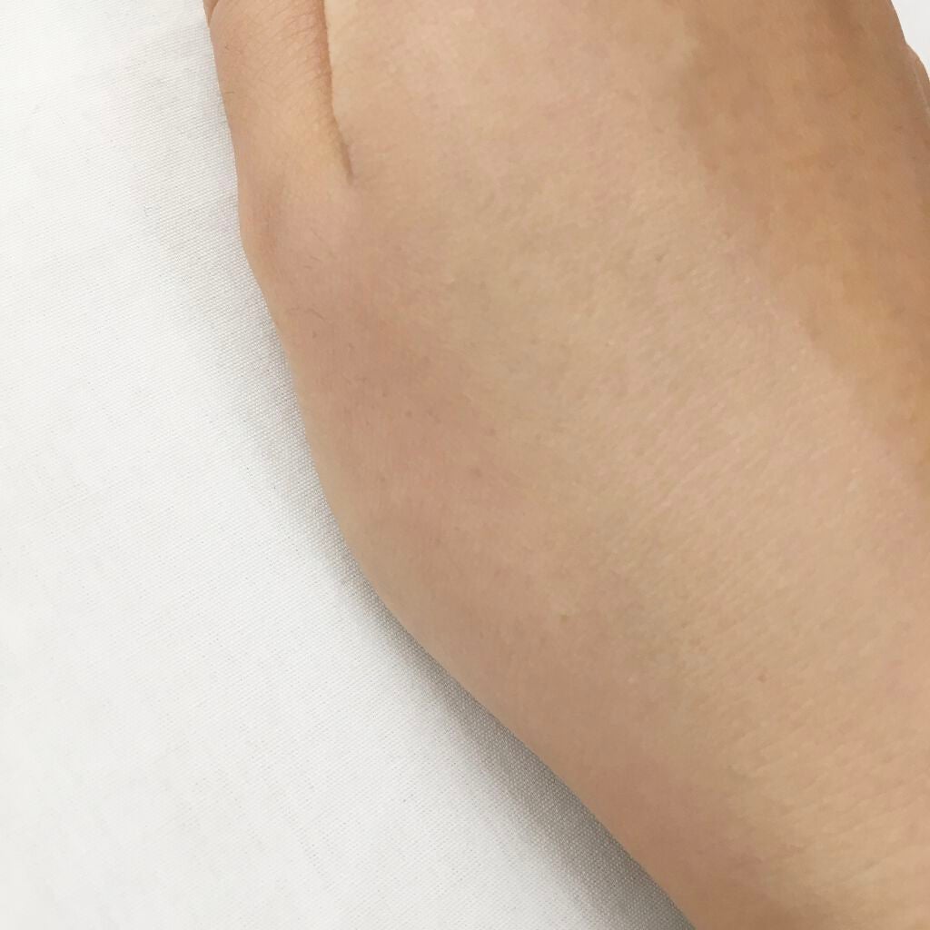 モイスチュアライジング ファンデーション プライマー S/PAUL & JOE BEAUTE/化粧下地を使ったクチコミ(3枚目)