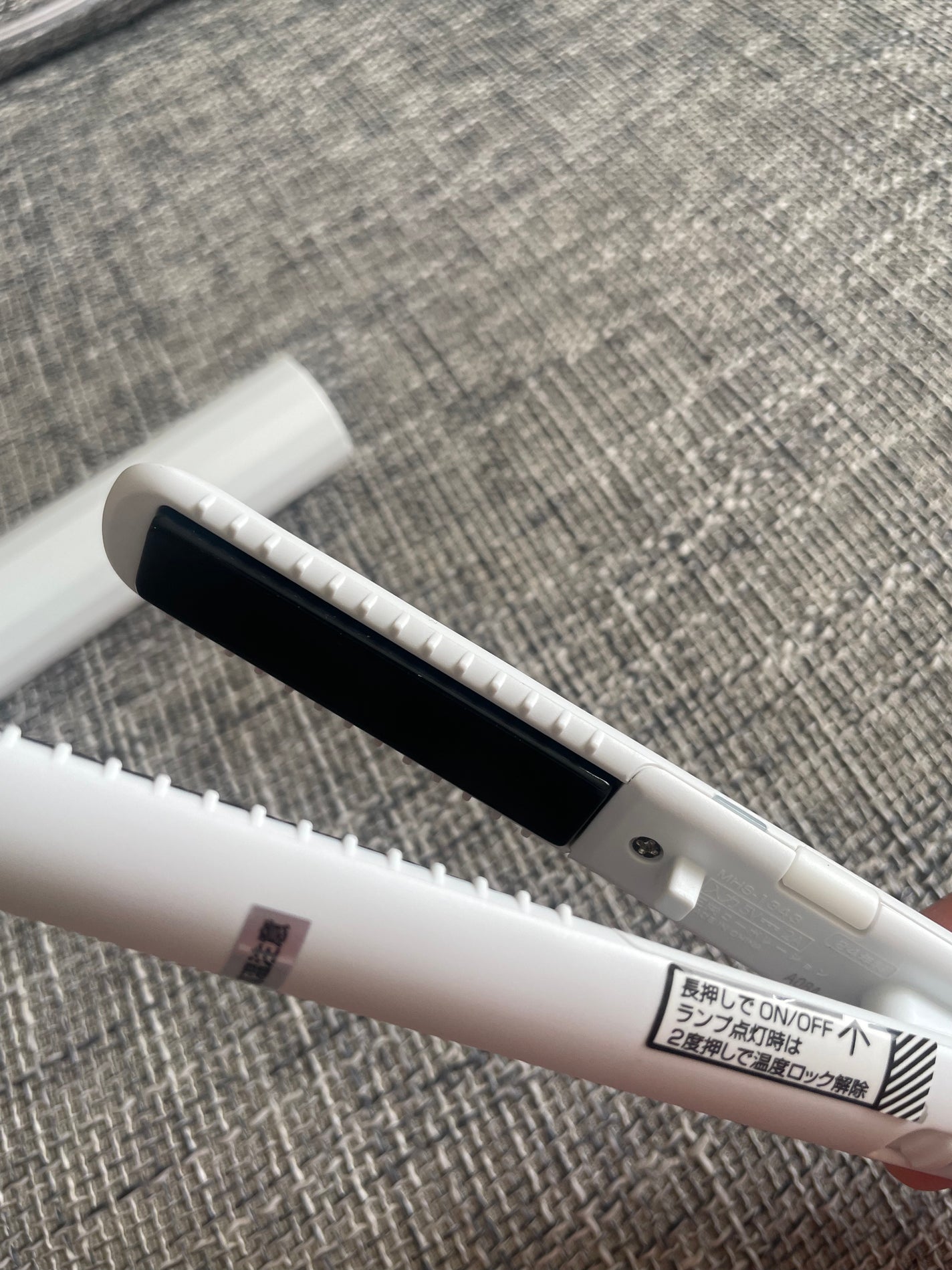 スタイリッシュ モバイルヘアアイロン(MHS-1343)/mod's hair/ストレートアイロンを使ったクチコミ(3枚目)