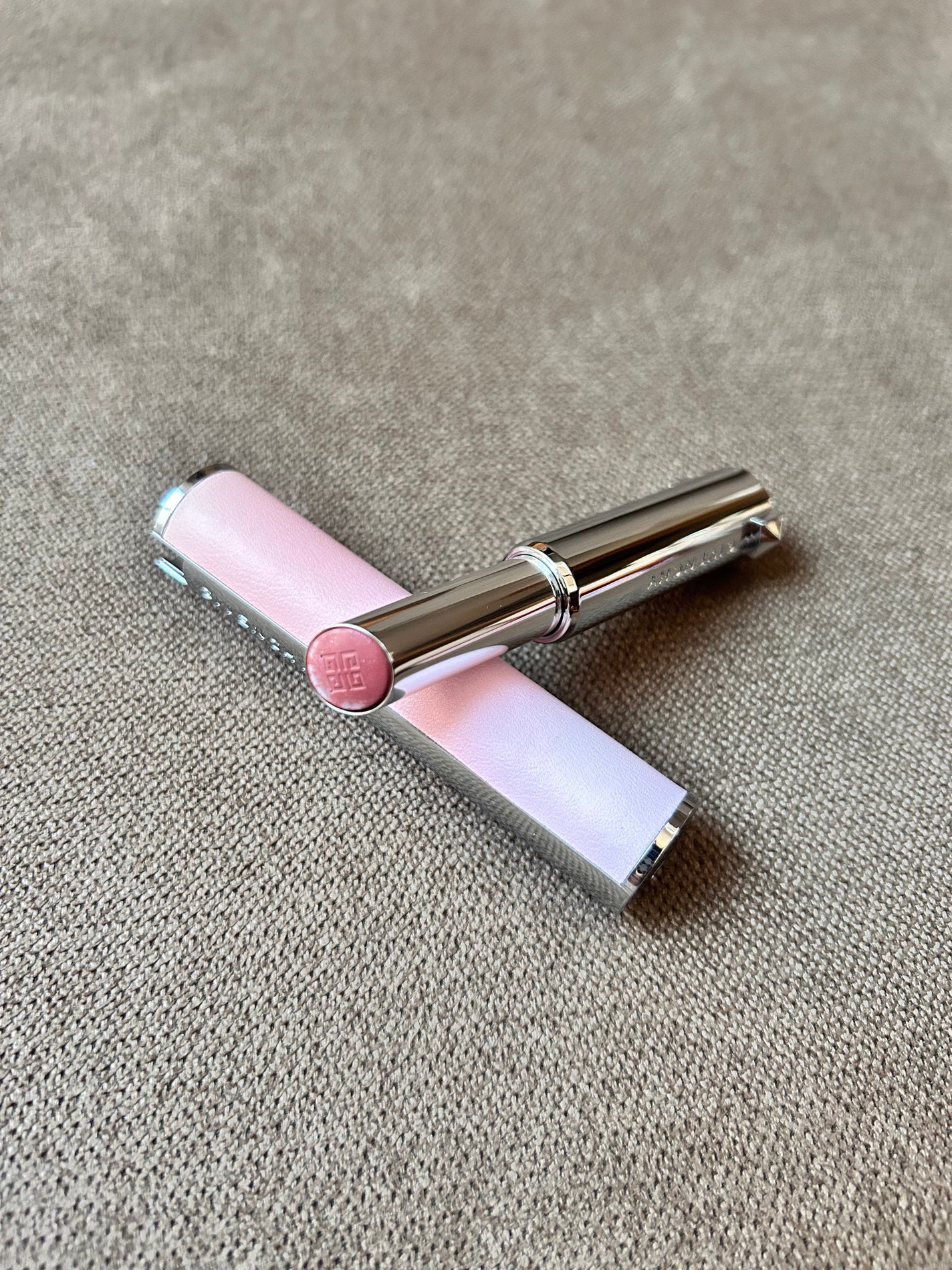 ローズ・パーフェクト/GIVENCHY/リップバームを使ったクチコミ(2枚目)