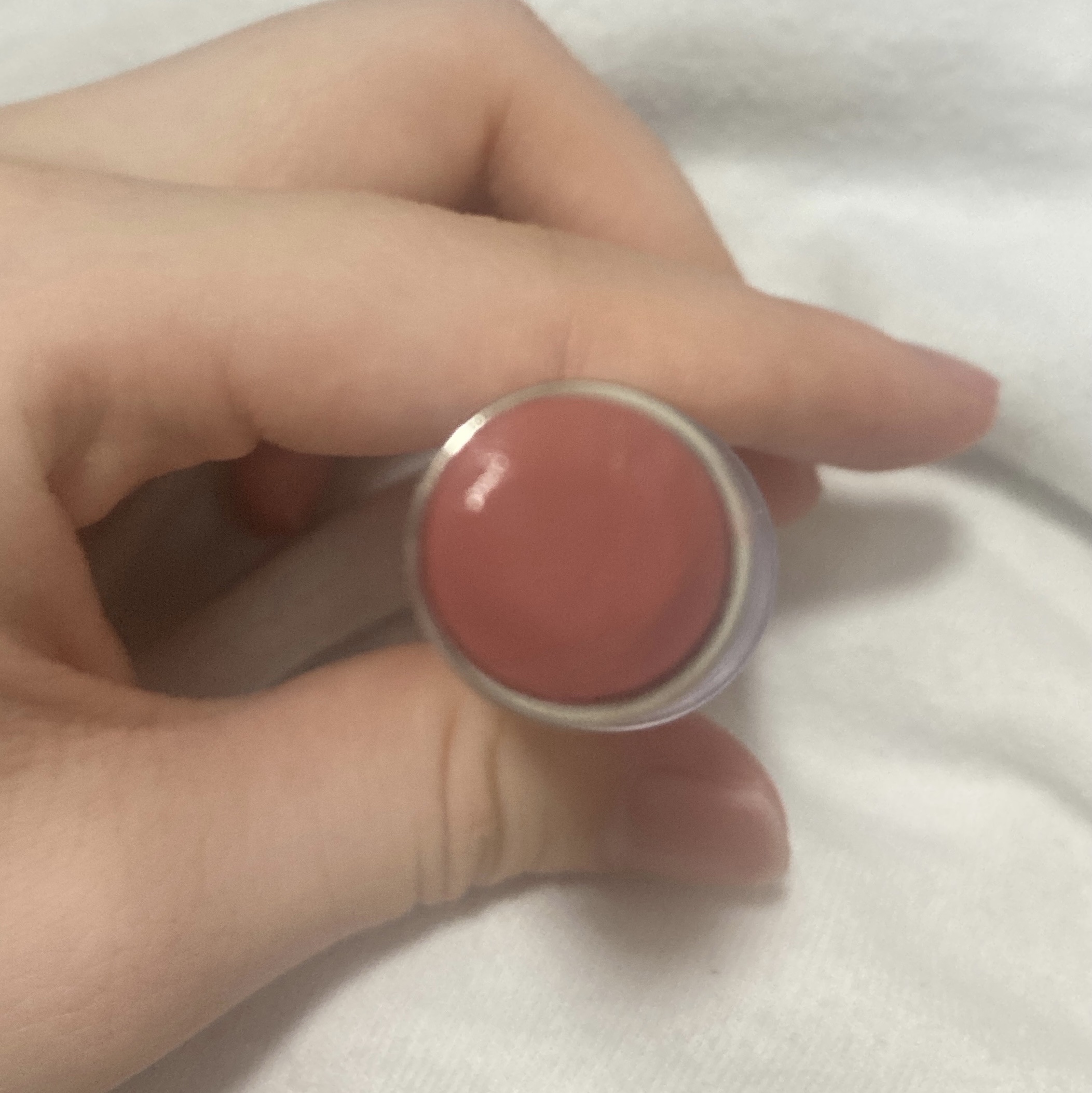 ラスティンググロスリップ/CEZANNE/口紅を使ったクチコミ（2枚目）