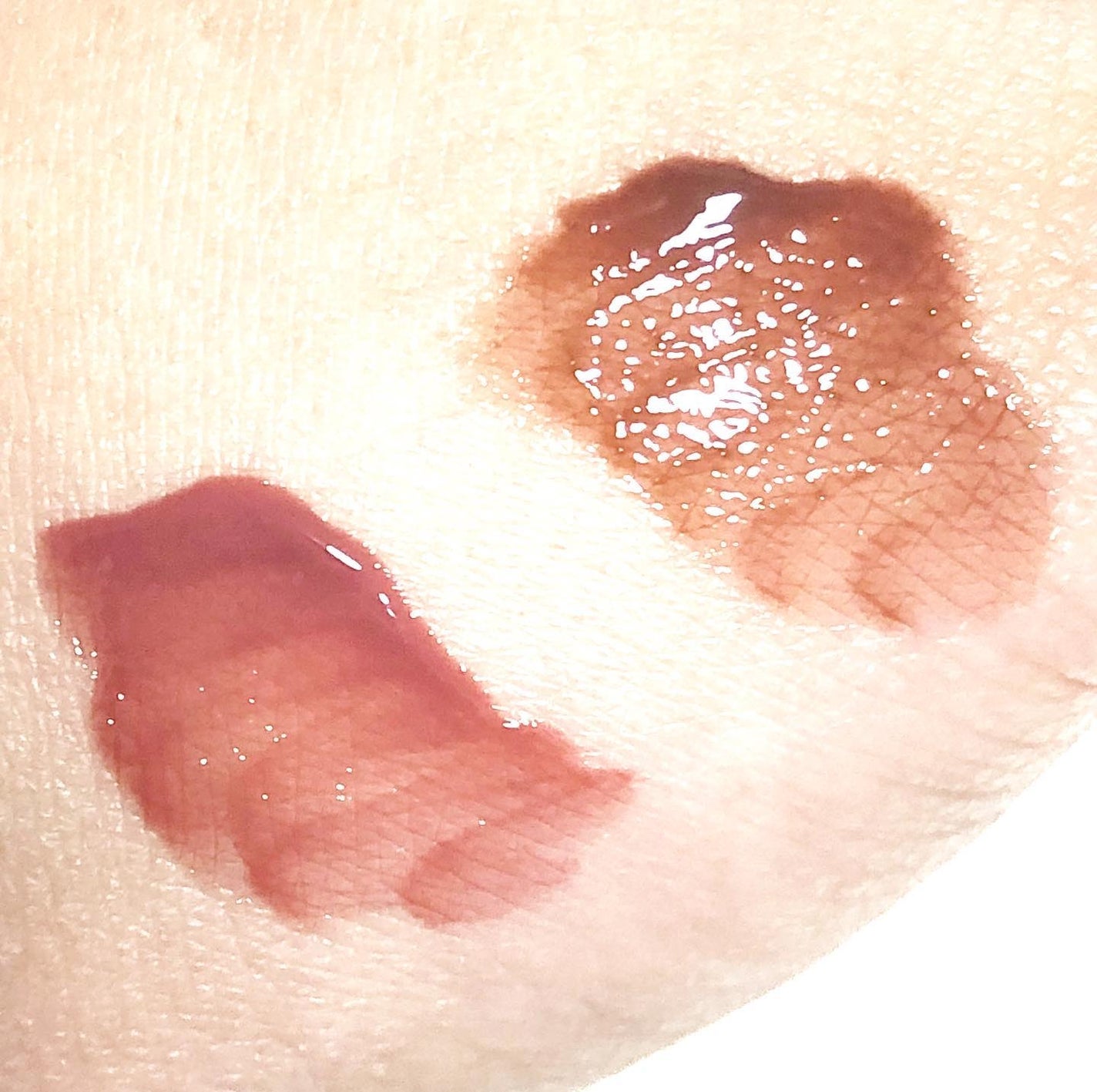 アンドバイロムアンド グラッシーボムティント/&nd by rom&nd/リップティントを使ったクチコミ(2枚目)