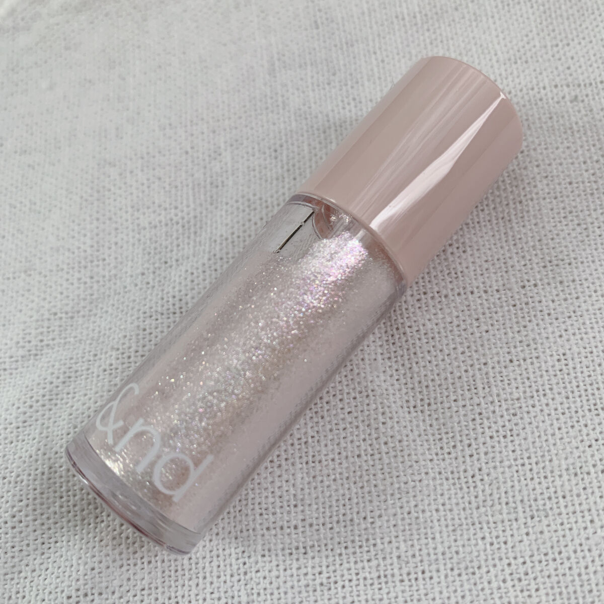 アンドバイロムアンド　グラッシーアイグリッター/&nd by rom&nd/グリッターを使ったクチコミ（2枚目）