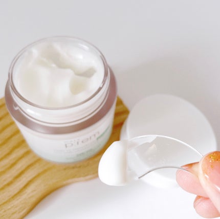 セイフミー リリーフモイスチャークリーム12/make prem/フェイスクリームを使ったクチコミ(2枚目)