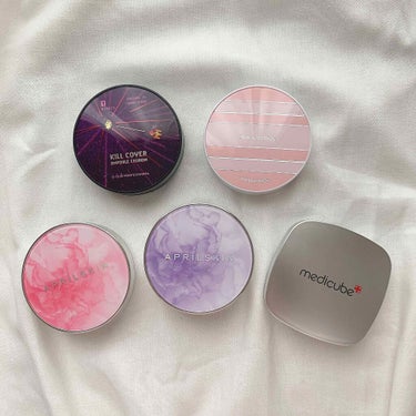 もものクッションファンデ♡
特にお気に入りなのは、この２つ！！
・APRILSKIN magic essence shower cushion
( ツヤ肌、薄付き、美白効果、保湿水分)
・MEDICUB