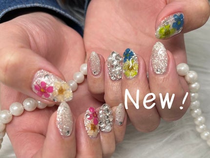#押し花ネイル,#ネイル,#春ネイル,#キラキラネイルのネイルデザイン
