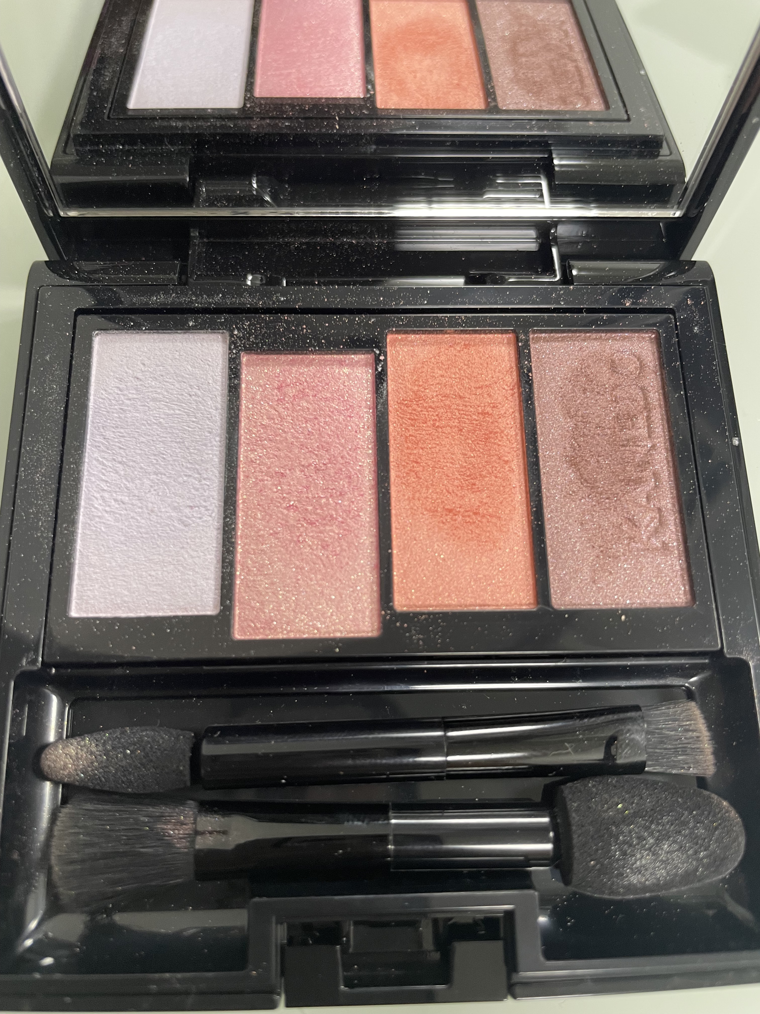 カラードシャドウ 01 Sentimental Wave/KANEBO/アイシャドウパレットを使ったクチコミ（1枚目）