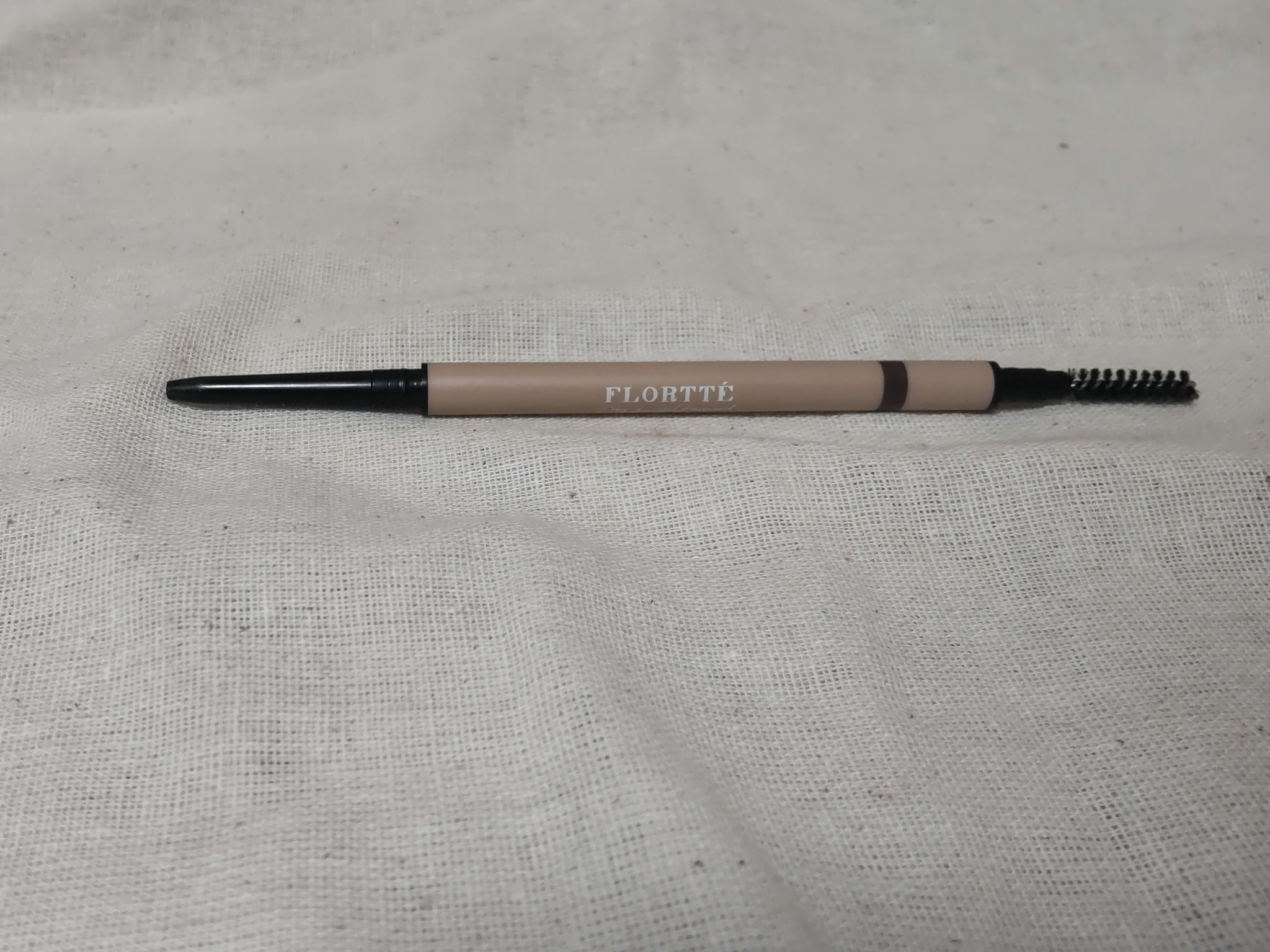 フロレット アイブロウペンシル B1 ミディアムブラウン/FLORTTE/アイブロウペンシルを使ったクチコミ（2枚目）