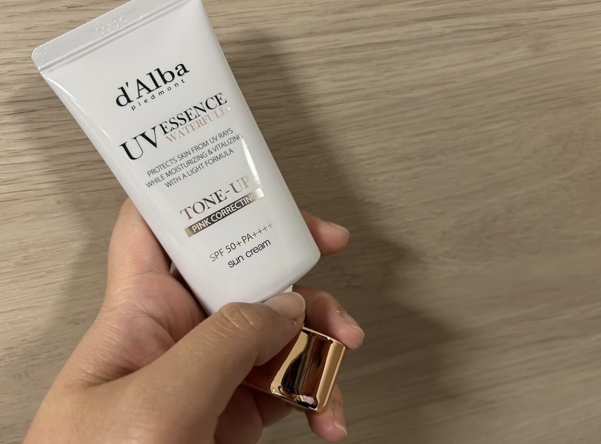 ウォータフルトーンアップサンクリーム/ダルバ/日焼け止めクリームを使ったクチコミ（1枚目）