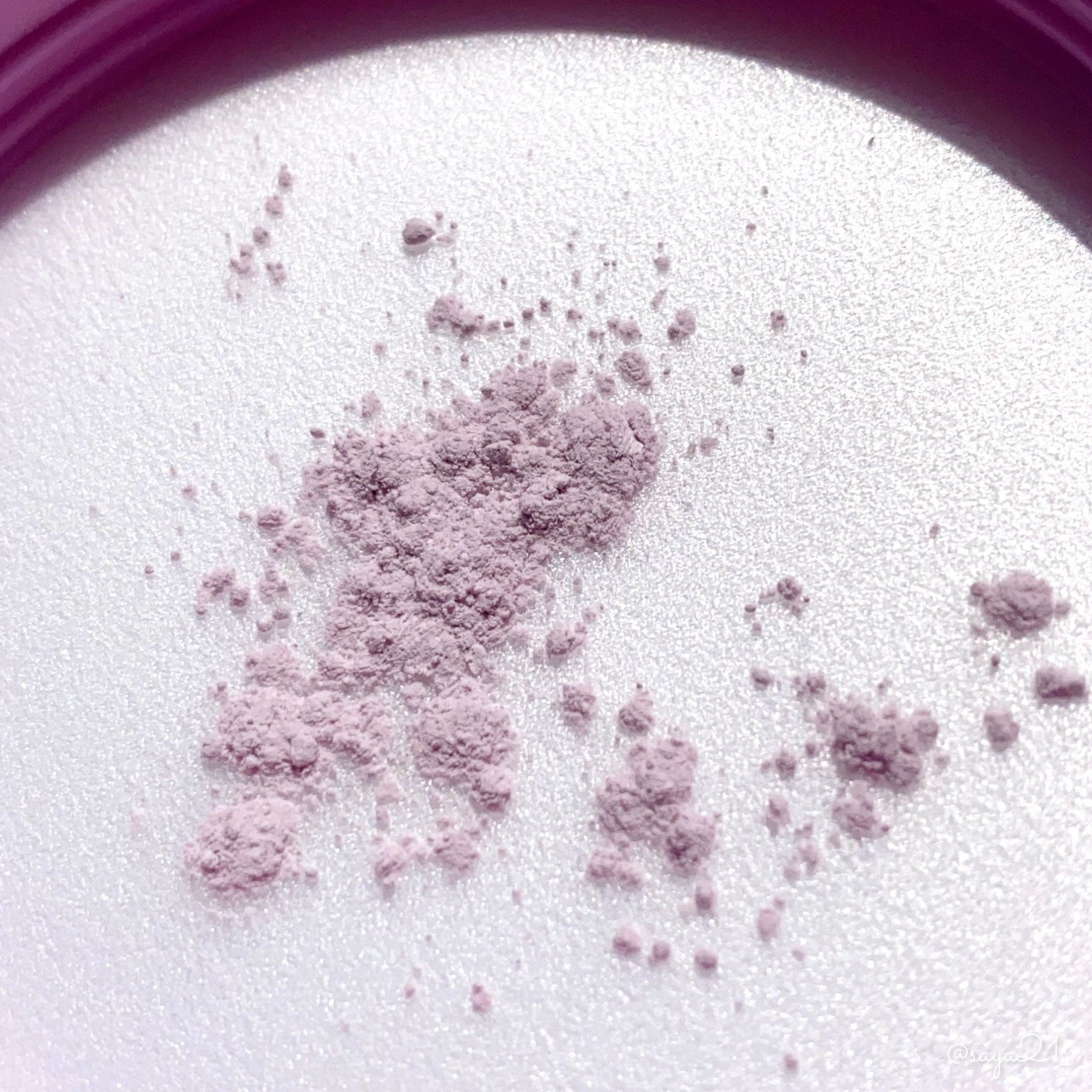 チャコット フィニッシングパウダー モイスト/チャコット・コスメティクス/ルースパウダーを使ったクチコミ（2枚目）