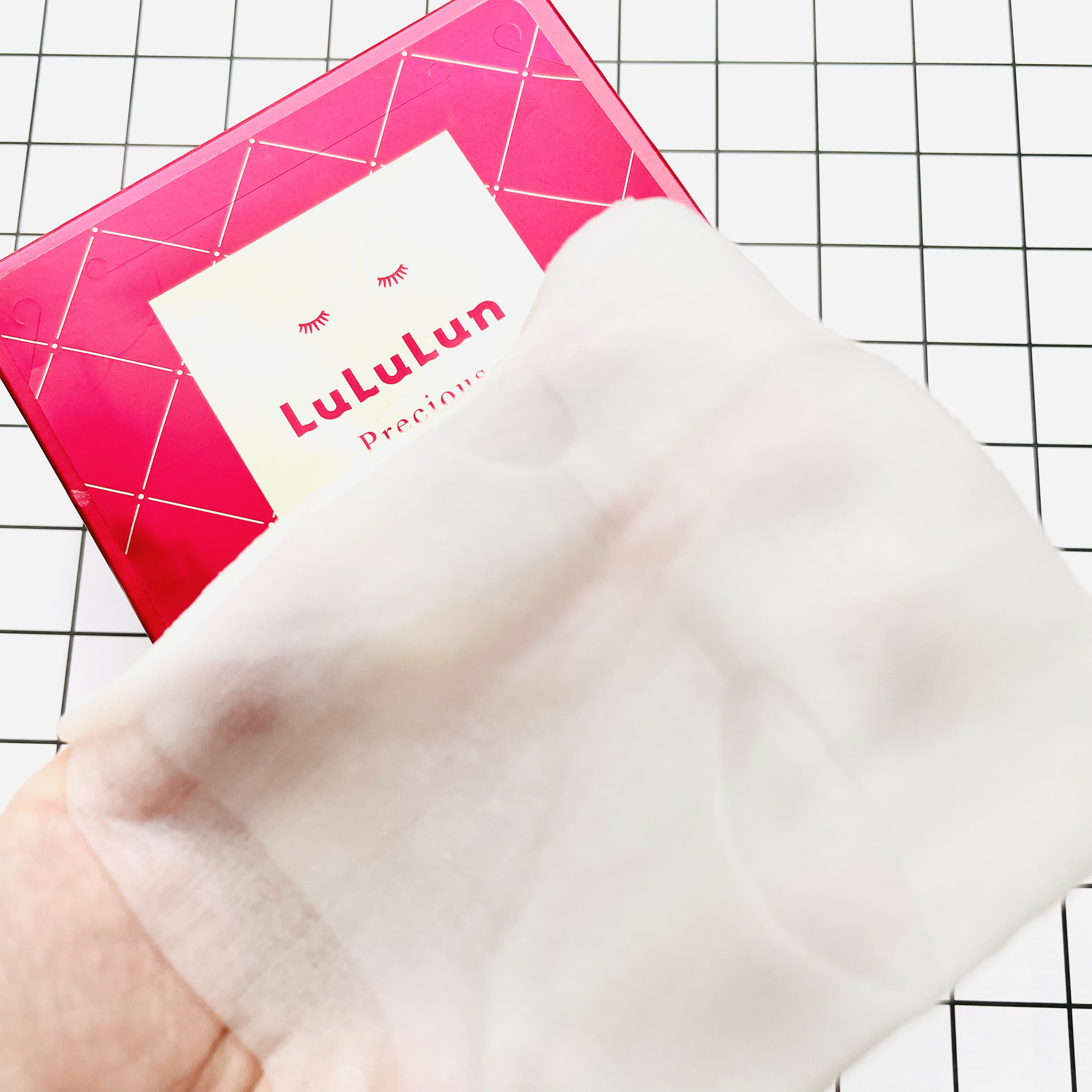 ルルルンプレシャス RED(モイスト)【旧】 ルルルンプレシャス RED（モイスト）32枚入【旧】/ルルルン/シートマスク・パックを使ったクチコミ（2枚目）