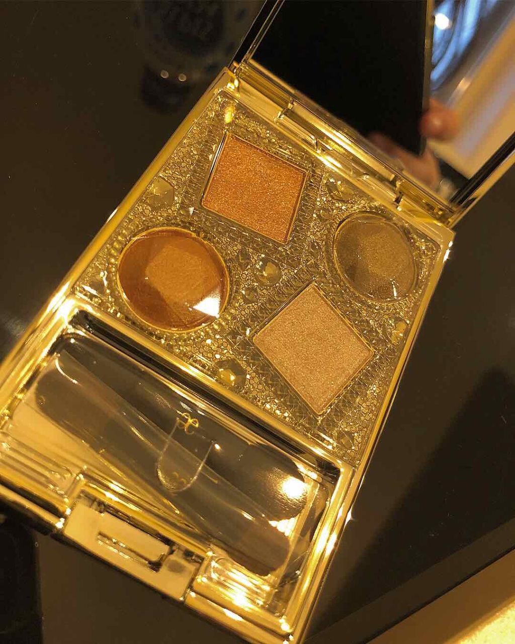 エレガンス ヌーヴェル アイズ/Elégance/アイシャドウパレットを使ったクチコミ（1枚目）