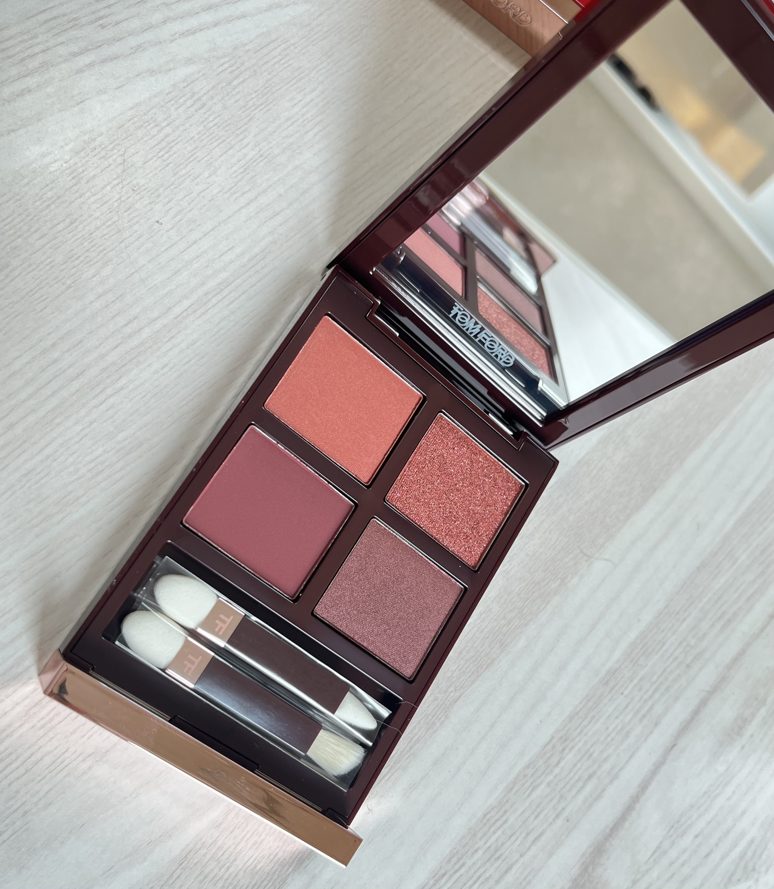 アイ カラー クォード/TOM FORD BEAUTY/アイシャドウパレットを使ったクチコミ（3枚目）