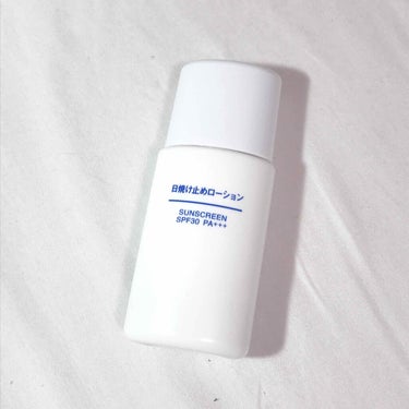 無印良品 日焼け止めローション SPF30 PA+++のクチコミ「~プチプラでノンケミカルで肌に優しい日焼け止めを試してみた~

今回は無印の日焼け止めをレビュ.....」（1枚目）