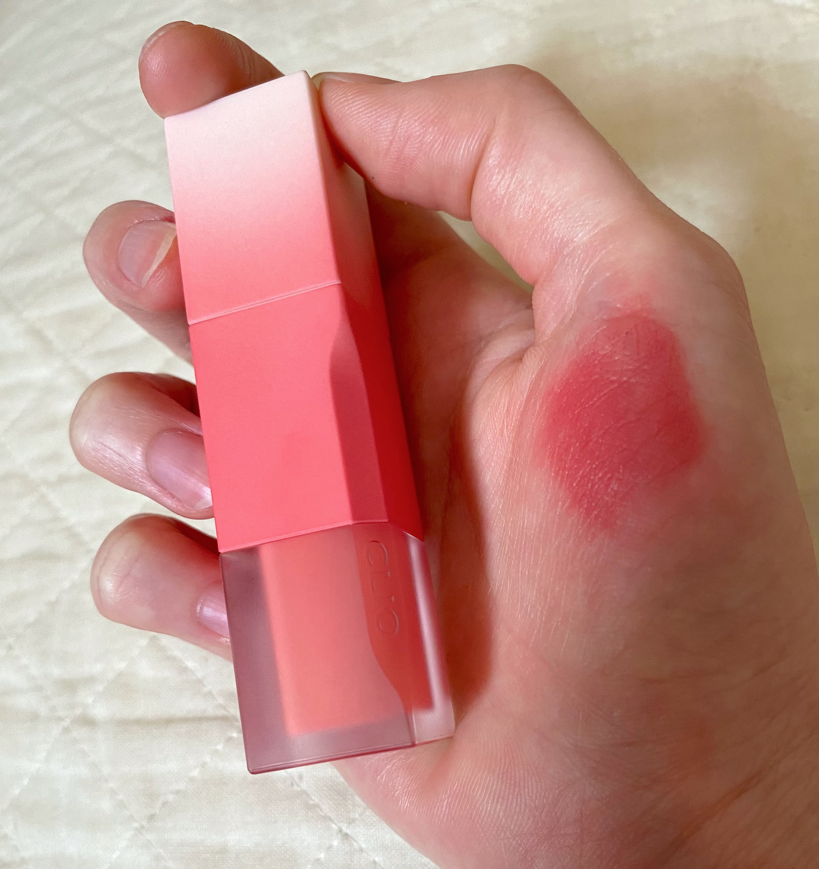 シフォンブラーティント/CLIO/リップティントを使ったクチコミ（2枚目）