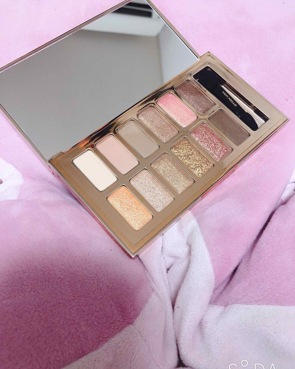 バレンタインボックス/VAVI MELLO/アイシャドウパレットを使ったクチコミ(1枚目)