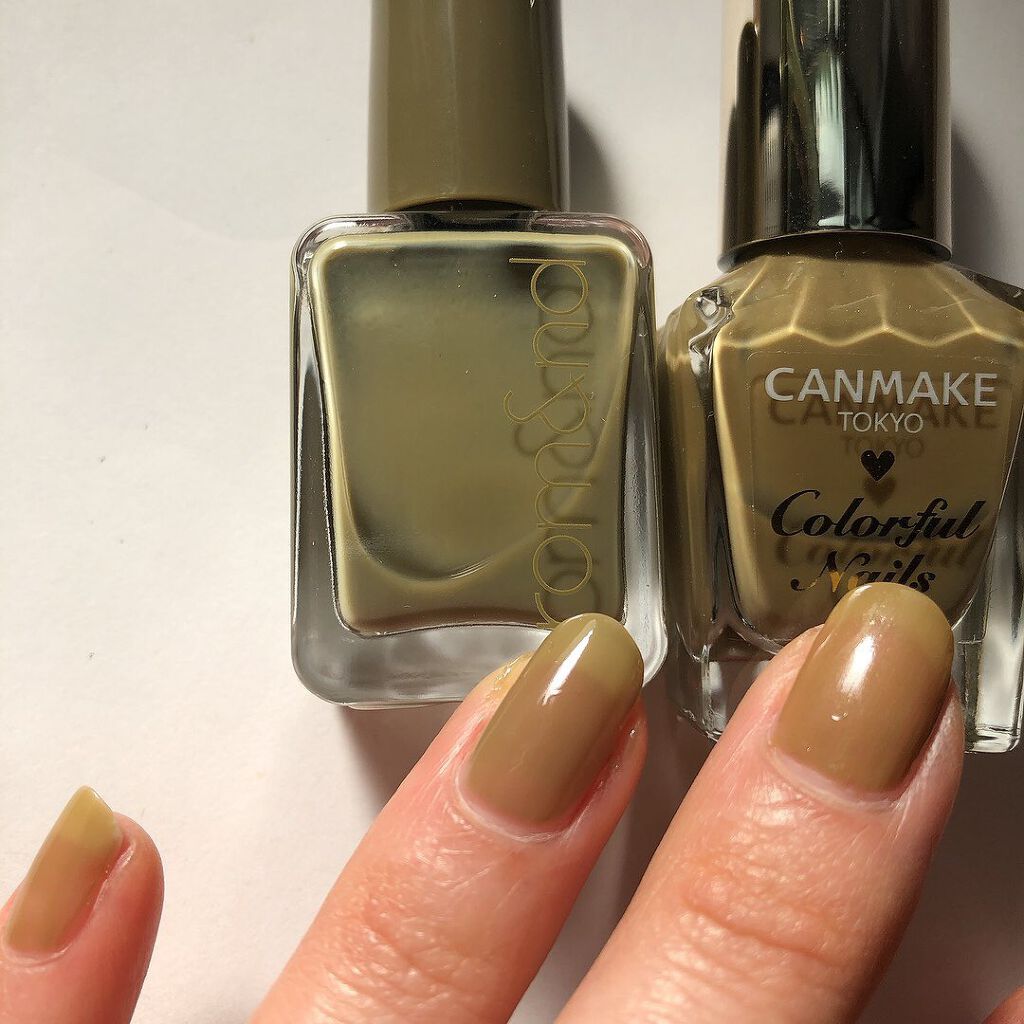 ムードペブルネイル 04 MUD GREEN（マッドグリーン）/rom&nd/マニキュアを使ったクチコミ（2枚目）