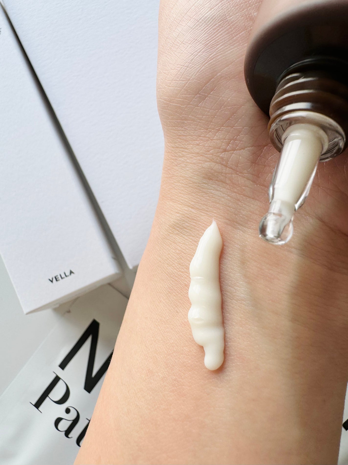 ベラ アルティメットエージ ネッククリーム/VELLA/フェイスクリームを使ったクチコミ(5枚目)