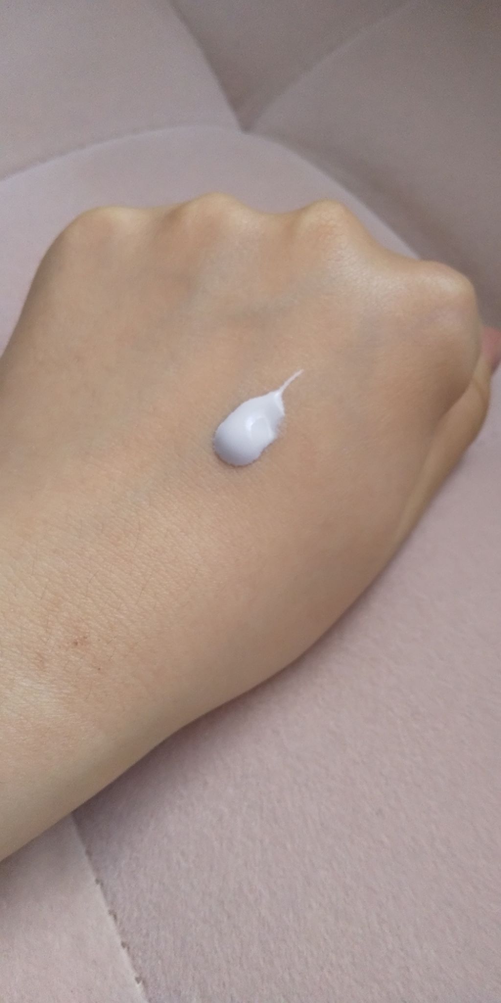 スキンアクア トーンアップUVエッセンス/スキンアクア/日焼け止めクリームを使ったクチコミ（2枚目）