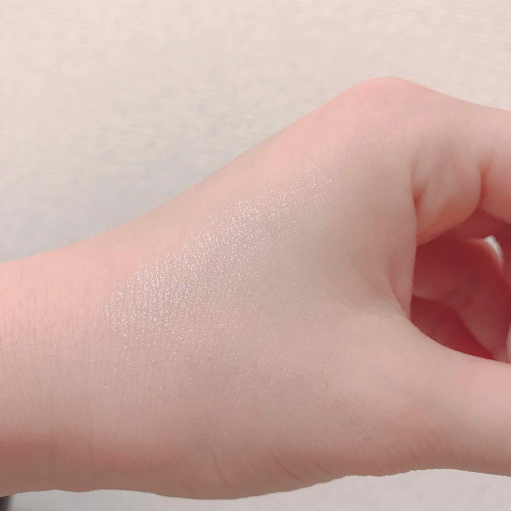 ダイヤモンドライト ハイライター ブラシ/Too Faced/メイクブラシを使ったクチコミ（2枚目）