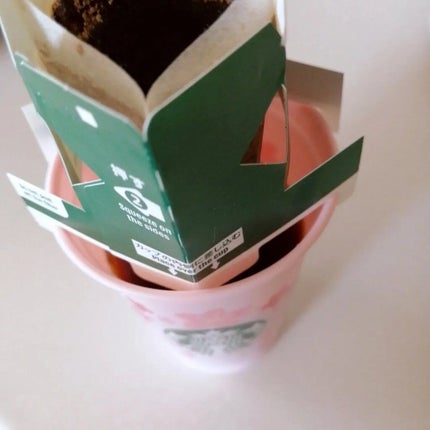 スターバックス® プレミアム ミックス サクラ ストロベリー ラテ/スターバックス リザーブ/その他を使ったクチコミ(5枚目)