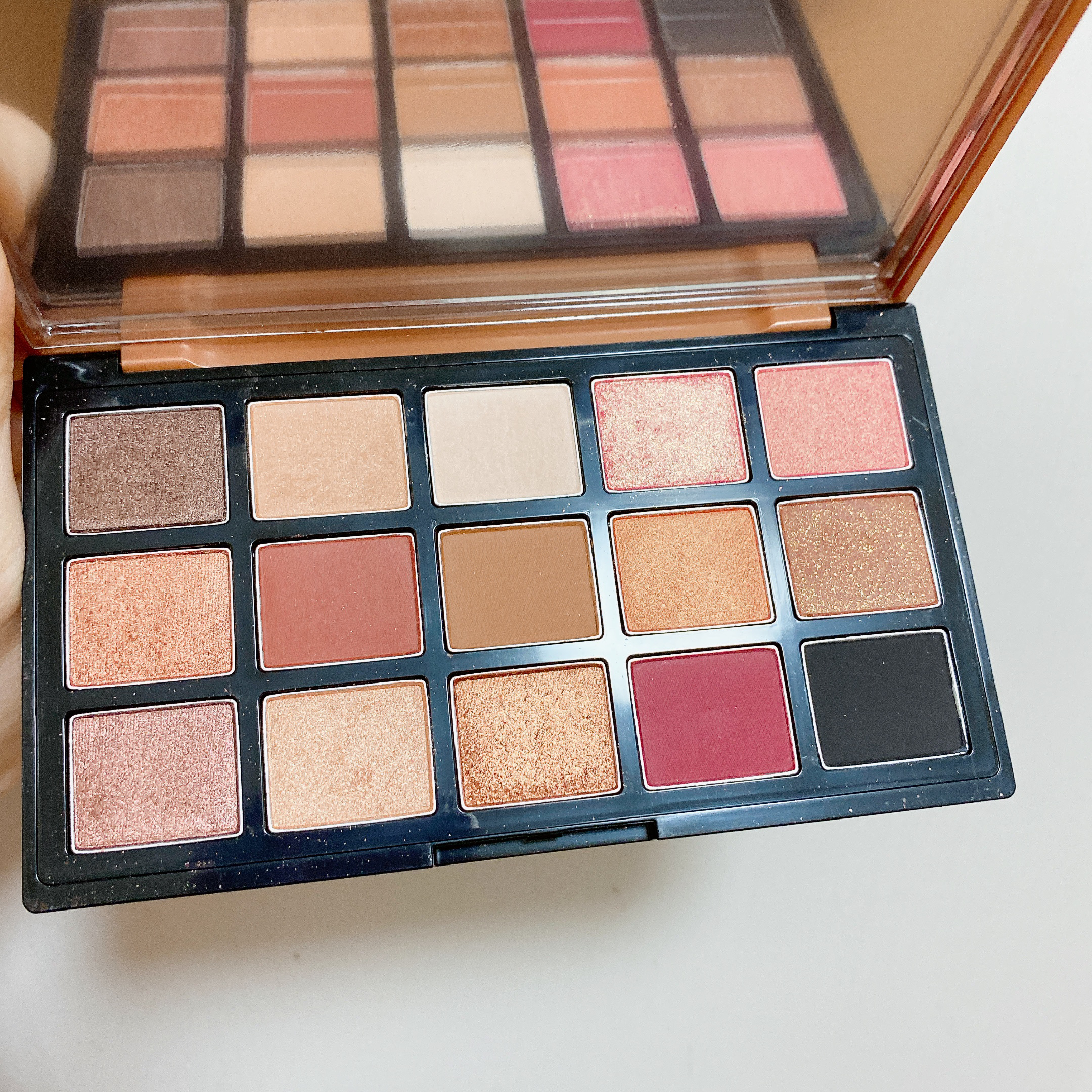 プレイカラーアイパレット レオパードランウェイ/ETUDE/アイシャドウパレットを使ったクチコミ（1枚目）